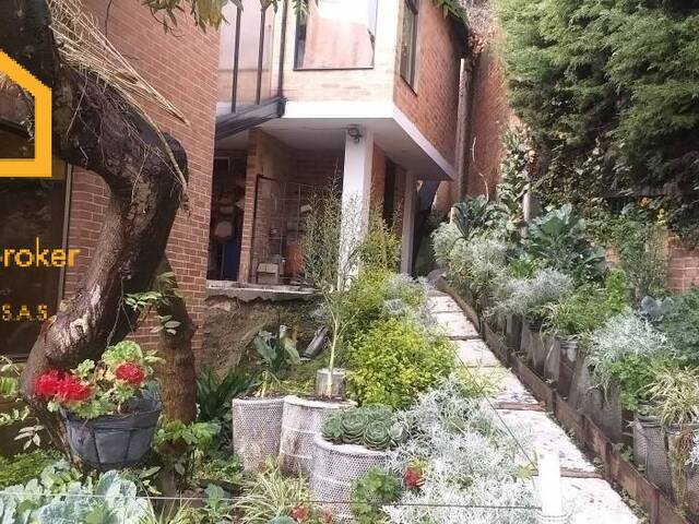 #P 08 - Casa para Venta en Bogotá - DC - 3
