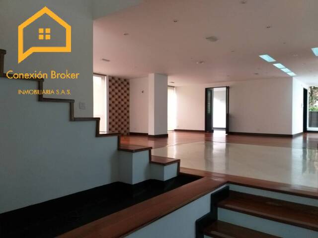 #P 016 - Casa en conjunto cerrado para Venta en Bogotá - DC - 2