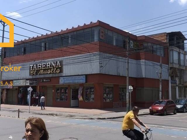 #P 014 - Casa de dos o más pisos para Venta en Bogotá - DC - 2