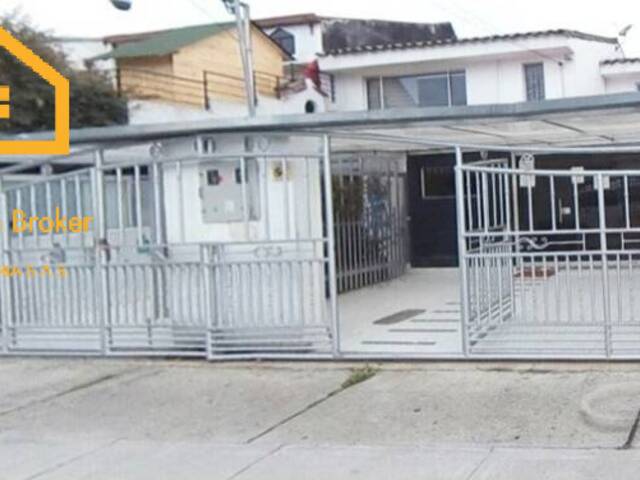 #MT 021 - Casa para Venta en Bogotá - DC - 2