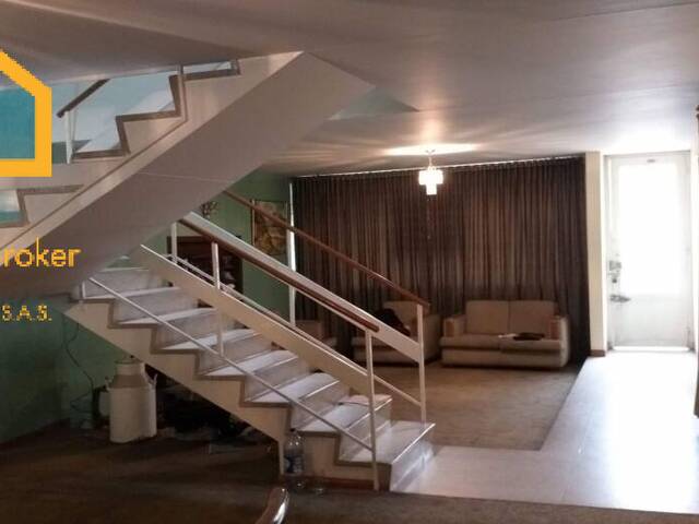 #P 023 - Casa para Venta en Bogotá - DC - 1