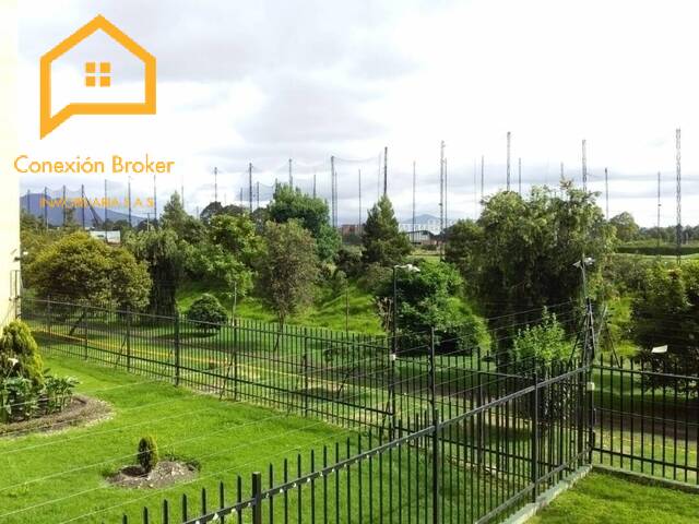 #P 022 - Apartamento para Venta en Bogotá - DC - 2