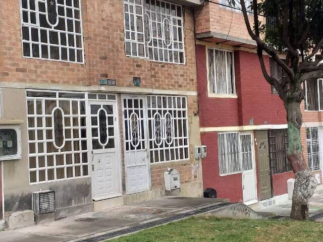 #P 04 - Casa para Venta en Bogotá - DC - 3