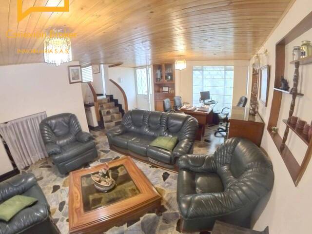 #MT 042 - Casa para Venta en Bogotá - DC - 3