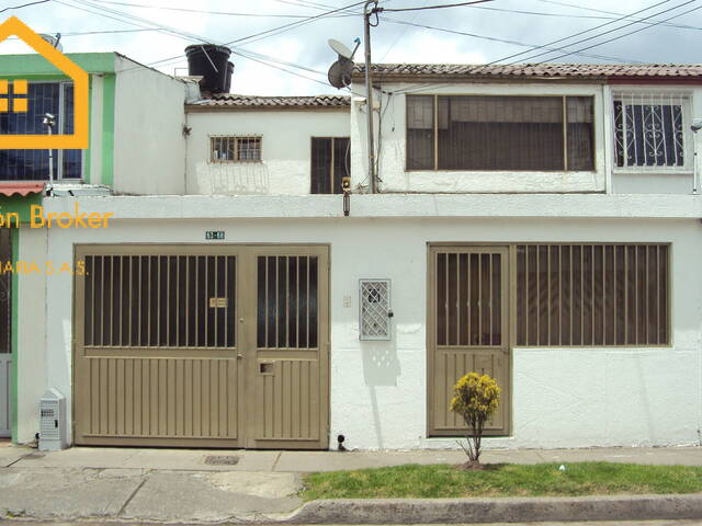 #P1000021 - Casa para Venta en Bogotá - DC - 3