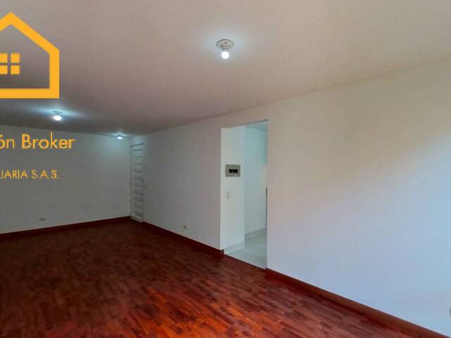 #PH 1040 - Apartamento para Venta en Bogotá - DC - 2