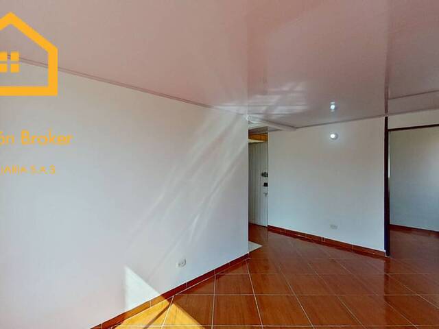 #PH 1055 - Apartamento para Venta en Bogotá - DC - 2