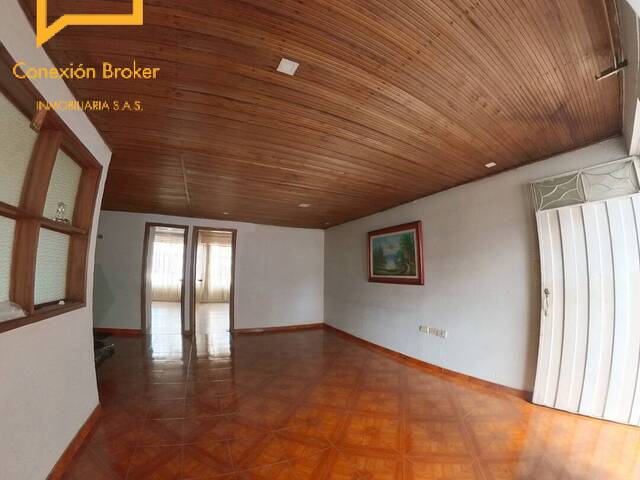 #P 098 - Casa para Venta en Bogotá - DC - 1