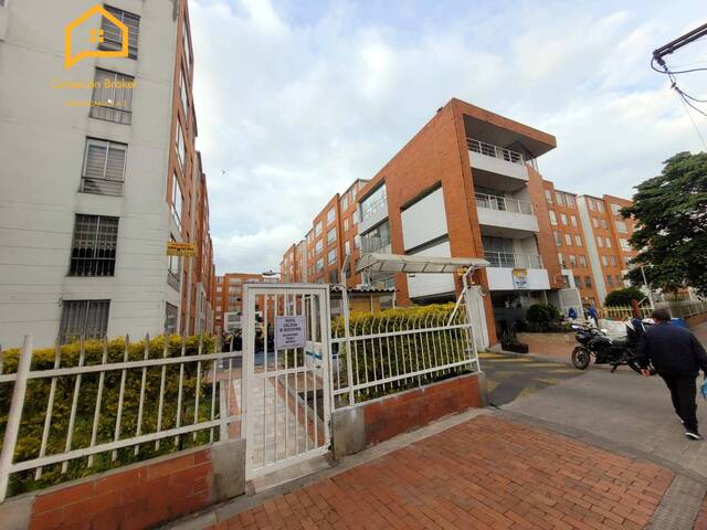 #1201 - Apartamento para Venta en Bogotá - DC - 2